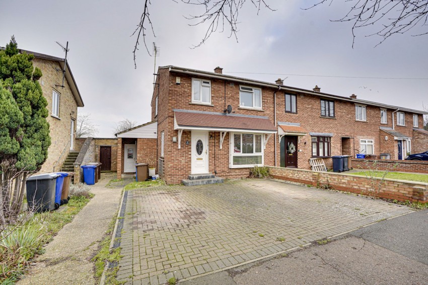 Images for Valley Way, Newmarket, CB8 EAID:4037033056 BID:e22d2fe2-cd8a-4ee5-877e-aff44adbf8aa