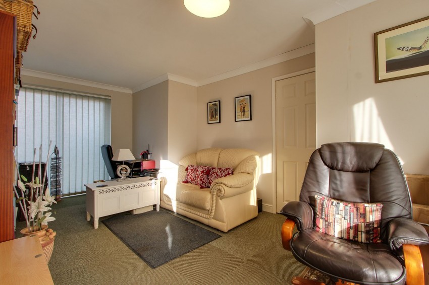 Images for Peartree Way, Elm, PE14 EAID:4037033056 BID:1d497ef6-e698-4427-833a-3b42529ac059