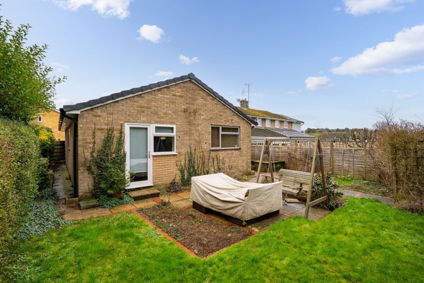 Images for Finchams Close, Linton, CB21 EAID:4037033056 BID:2f5b1148-b901-4d34-9e72-64b6a96df570