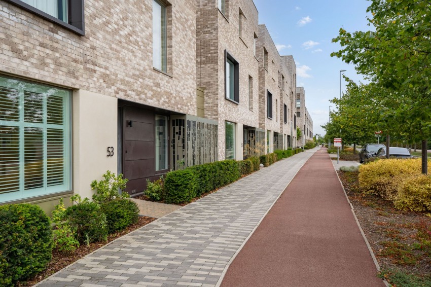 Images for Eddington Avenue, Cambridge, CB3 EAID:4037033056 BID:df7a2b8e-b283-433c-96bc-9990089caf32