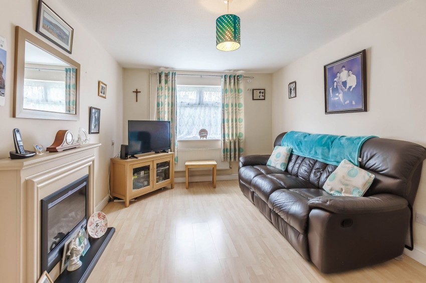 Images for Fromont Close, Fulbourn, CB21 EAID:4037033056 BID:df7a2b8e-b283-433c-96bc-9990089caf32