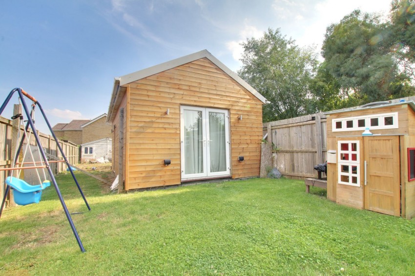 Images for Delve Terrace, Chatteris, PE16 EAID:4037033056 BID:df7a2b8e-b283-433c-96bc-9990089caf32