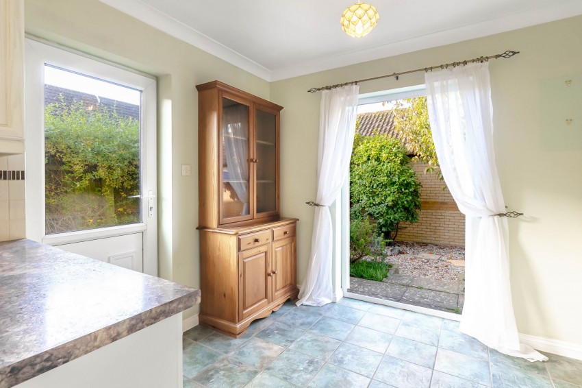 Images for Courtyard Way, Cottenham, CB24 EAID:4037033056 BID:e9c2a2d5-4edb-4404-af16-967a1de68210