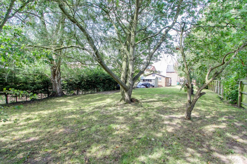 Images for 67 School Road, Upwell, PE14 EAID:4037033056 BID:1d497ef6-e698-4427-833a-3b42529ac059