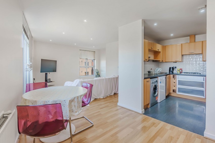 Images for Rustat Avenue, Cambridge, CB1 EAID:4037033056 BID:df7a2b8e-b283-433c-96bc-9990089caf32