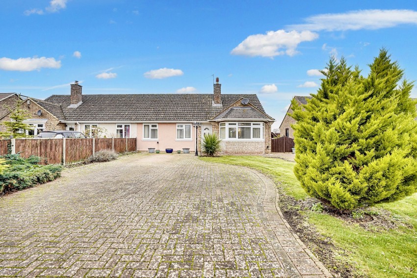 Images for Highwood Crescent, Gazeley, CB8 EAID:4037033056 BID:e22d2fe2-cd8a-4ee5-877e-aff44adbf8aa