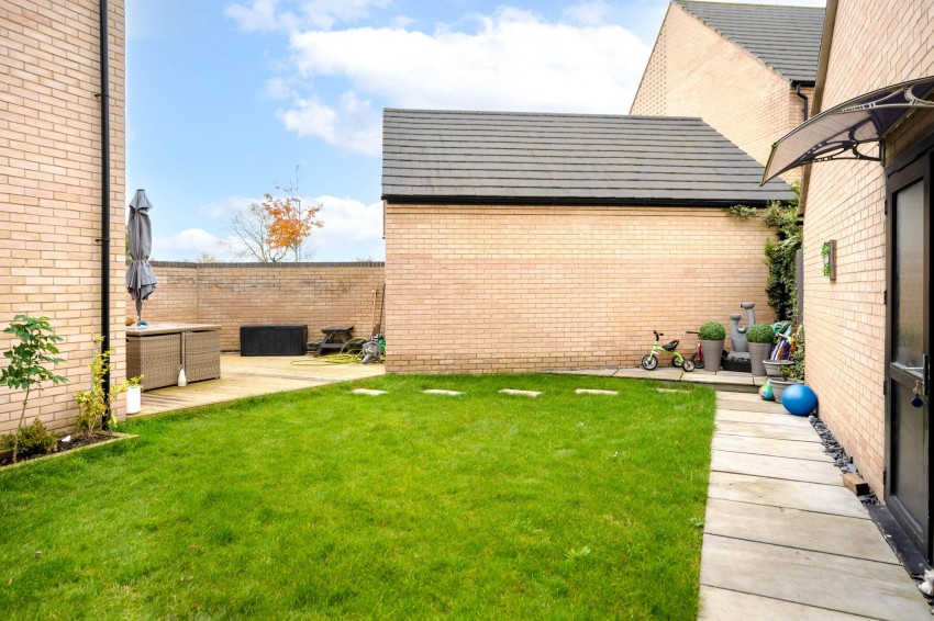 Images for Woodpecker Close, Northstowe, CB24 EAID:4037033056 BID:e9c2a2d5-4edb-4404-af16-967a1de68210