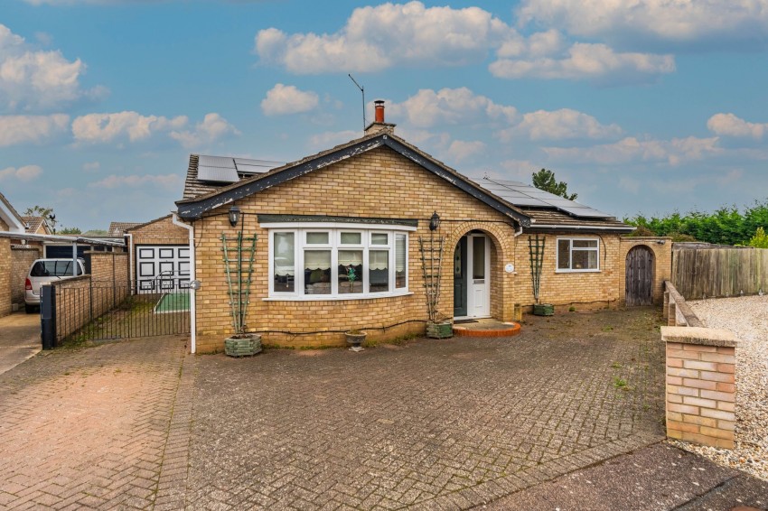 Images for Meadow Way, Earith, PE28 EAID:4037033056 BID:e9c2a2d5-4edb-4404-af16-967a1de68210