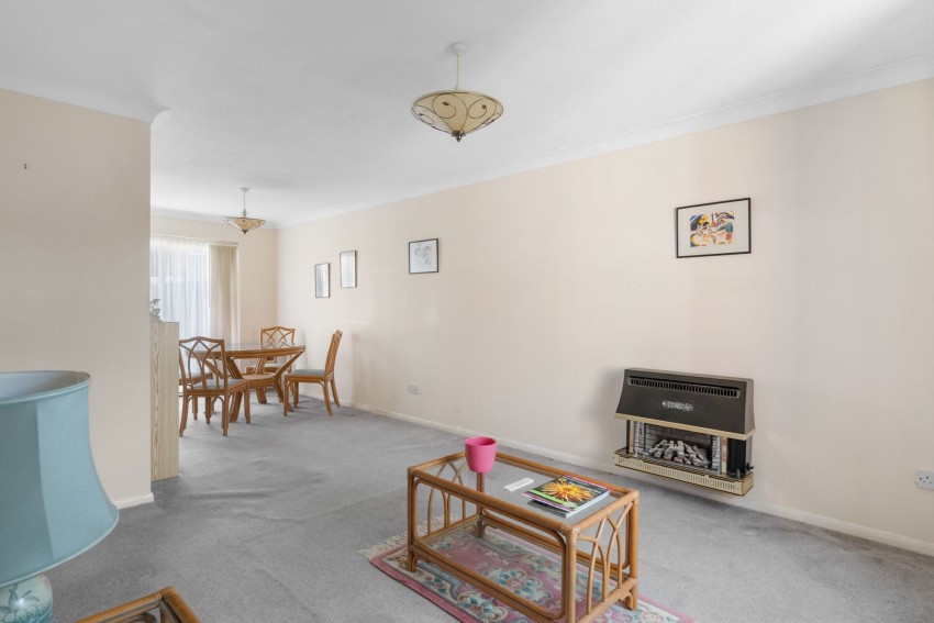 Images for Headington Drive, Cambridge, CB1 EAID:4037033056 BID:df7a2b8e-b283-433c-96bc-9990089caf32