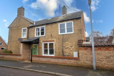 View Full Details for High Street, Haddenham, CB6 - EAID:4037033056, BID:e9c2a2d5-4edb-4404-af16-967a1de68210