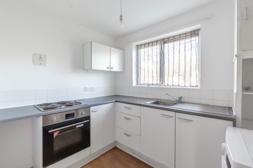 Images for Mortlock Avenue, Cambridge, CB4 EAID:4037033056 BID:df7a2b8e-b283-433c-96bc-9990089caf32