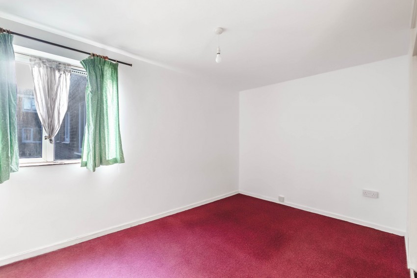 Images for Mortlock Avenue, Cambridge, CB4 EAID:4037033056 BID:df7a2b8e-b283-433c-96bc-9990089caf32