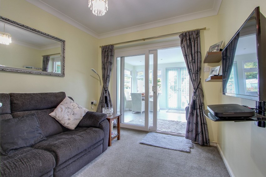 Images for Elmfield Drive, Elm, PE14 EAID:4037033056 BID:1d497ef6-e698-4427-833a-3b42529ac059