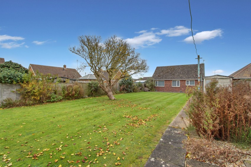 Images for Elmfield Drive, Elm, PE14 EAID:4037033056 BID:1d497ef6-e698-4427-833a-3b42529ac059