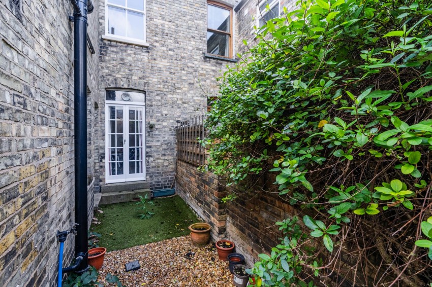 Images for Tenison Road, Cambridge, CB1 EAID:4037033056 BID:df7a2b8e-b283-433c-96bc-9990089caf32