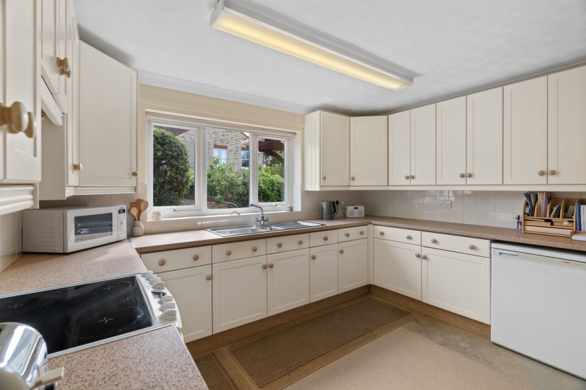 Images for Belvoir Road, Cambridge, CB4 EAID:4037033056 BID:df7a2b8e-b283-433c-96bc-9990089caf32