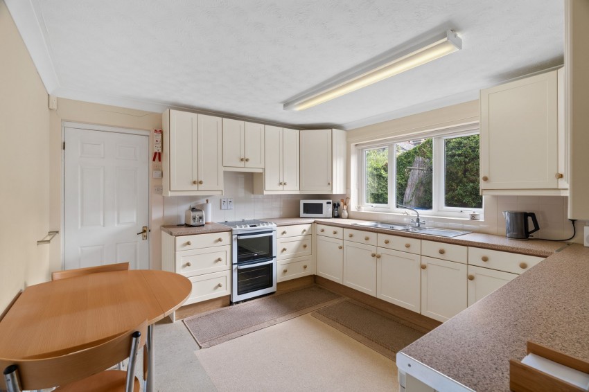 Images for Belvoir Road, Cambridge, CB4 EAID:4037033056 BID:df7a2b8e-b283-433c-96bc-9990089caf32