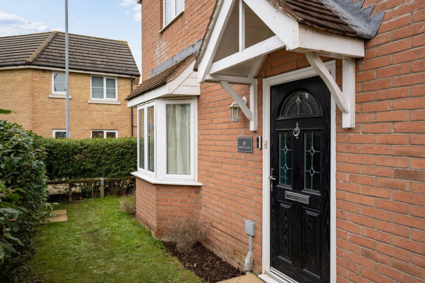 Images for Bullen Close, Longstanton, CB24 EAID:4037033056 BID:e9c2a2d5-4edb-4404-af16-967a1de68210