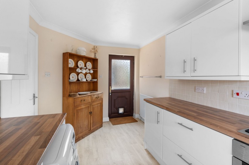 Images for Whitton Close, Swavesey, CB24 EAID:4037033056 BID:e9c2a2d5-4edb-4404-af16-967a1de68210