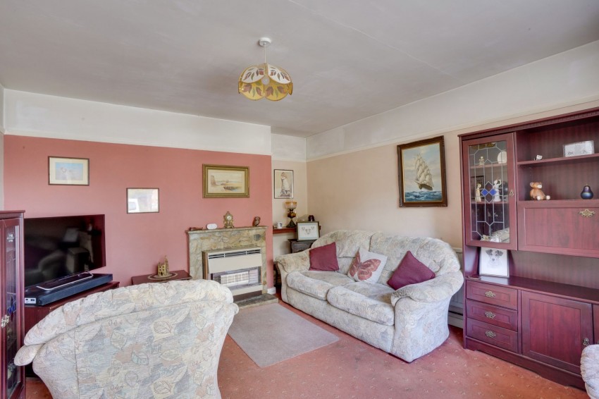 Images for Exning Road, Newmarket, CB8 EAID:4037033056 BID:e22d2fe2-cd8a-4ee5-877e-aff44adbf8aa