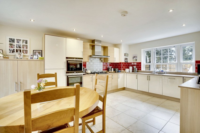 Images for Arborfield Drive, Newmarket, CB8 EAID:4037033056 BID:e22d2fe2-cd8a-4ee5-877e-aff44adbf8aa