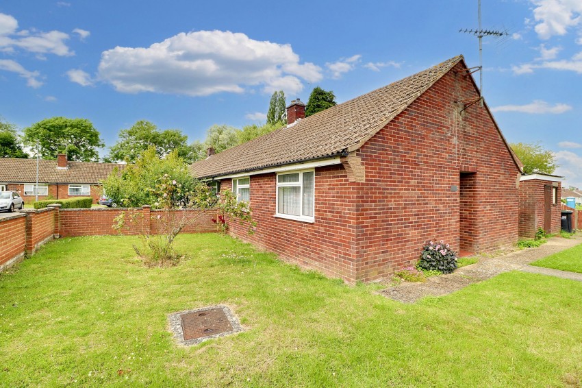 Images for Spurling Close, Cheveley, CB8 EAID:4037033056 BID:e22d2fe2-cd8a-4ee5-877e-aff44adbf8aa