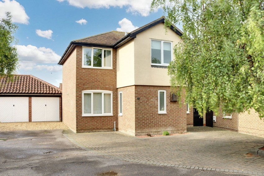 Images for Melford Close, Burwell, CB25 EAID:4037033056 BID:e22d2fe2-cd8a-4ee5-877e-aff44adbf8aa