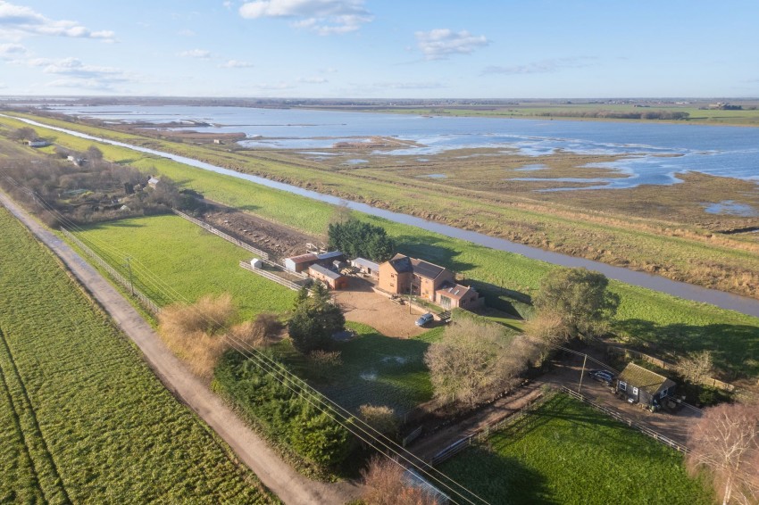 Images for Hundred Foot Bank, Littleport, CB6 EAID:4037033056 BID:df7a2b8e-b283-433c-96bc-9990089caf32