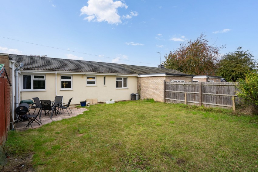 Images for Hayfield Avenue, Sawston, CB22 EAID:4037033056 BID:2f5b1148-b901-4d34-9e72-64b6a96df570