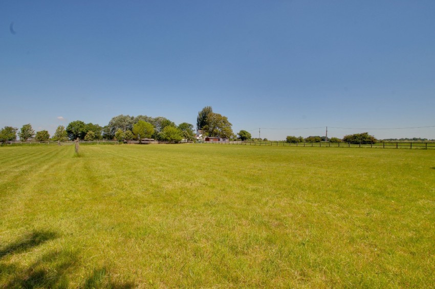 Images for Mill Lane, Newton-In-The-Isle, PE13 EAID:4037033056 BID:1d497ef6-e698-4427-833a-3b42529ac059