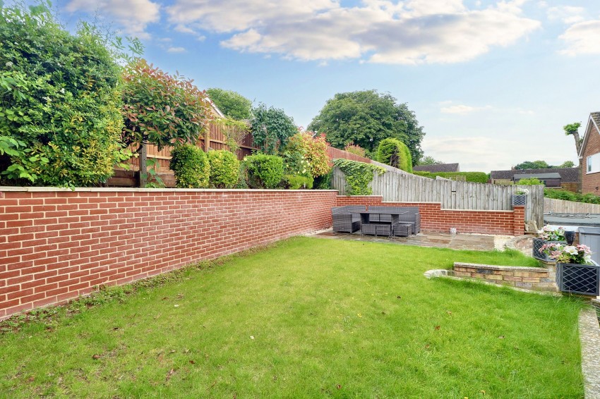 Images for Sefton Way, Newmarket, CB8 EAID:4037033056 BID:e22d2fe2-cd8a-4ee5-877e-aff44adbf8aa