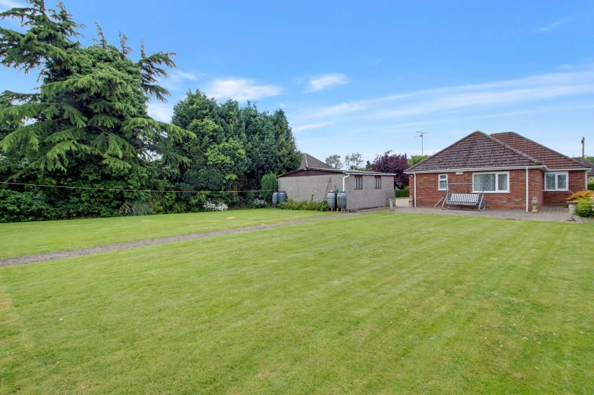 Images for Elmfield Drive, Elm, PE14 EAID:4037033056 BID:1d497ef6-e698-4427-833a-3b42529ac059