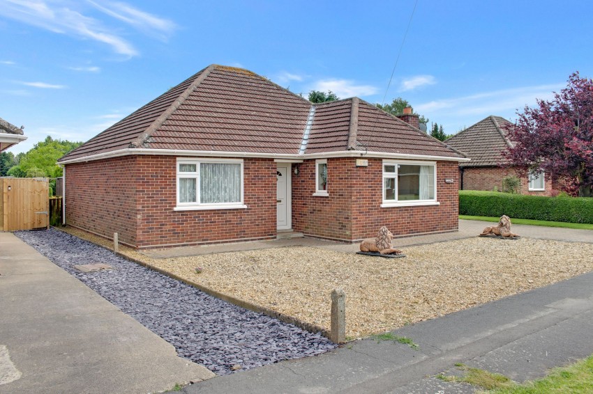 Images for Elmfield Drive, Elm, PE14 EAID:4037033056 BID:1d497ef6-e698-4427-833a-3b42529ac059